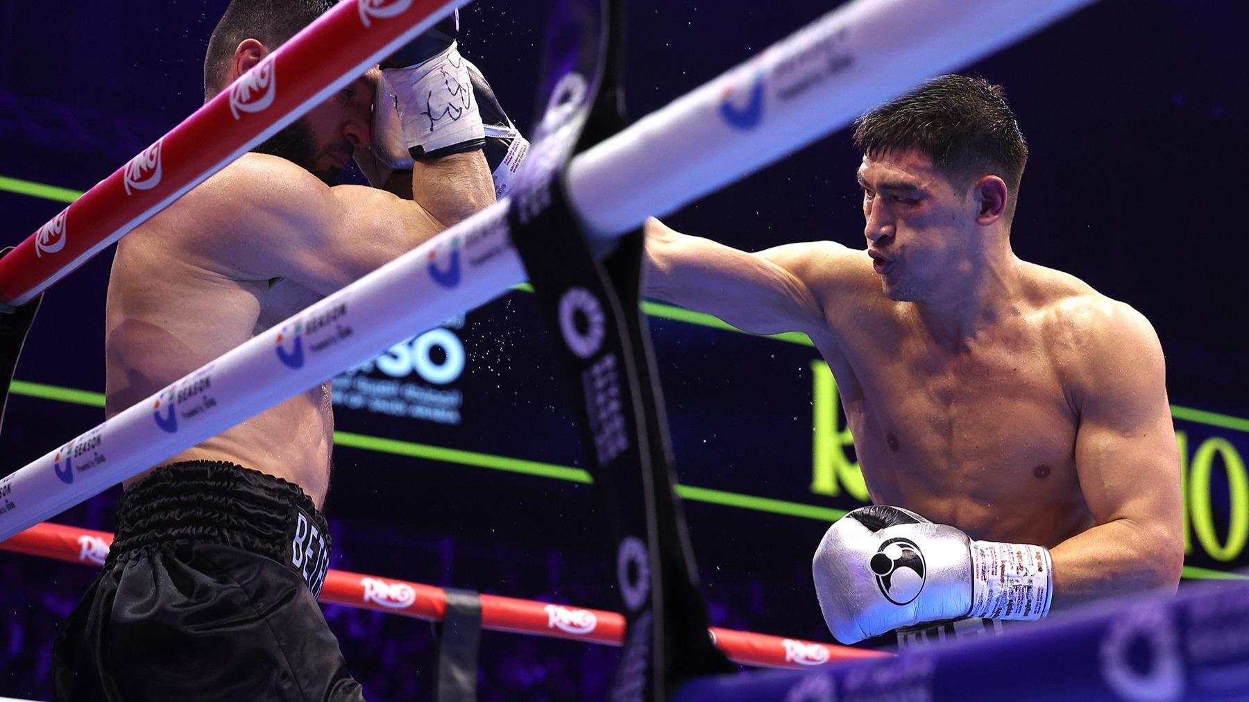 WBC/IBF/WBO統一ライトヘビー級タイトルマッチは第3戦に向かう WBC/IBF/WBO統一ライトヘビー級タイトルマッチは第3戦に向かう