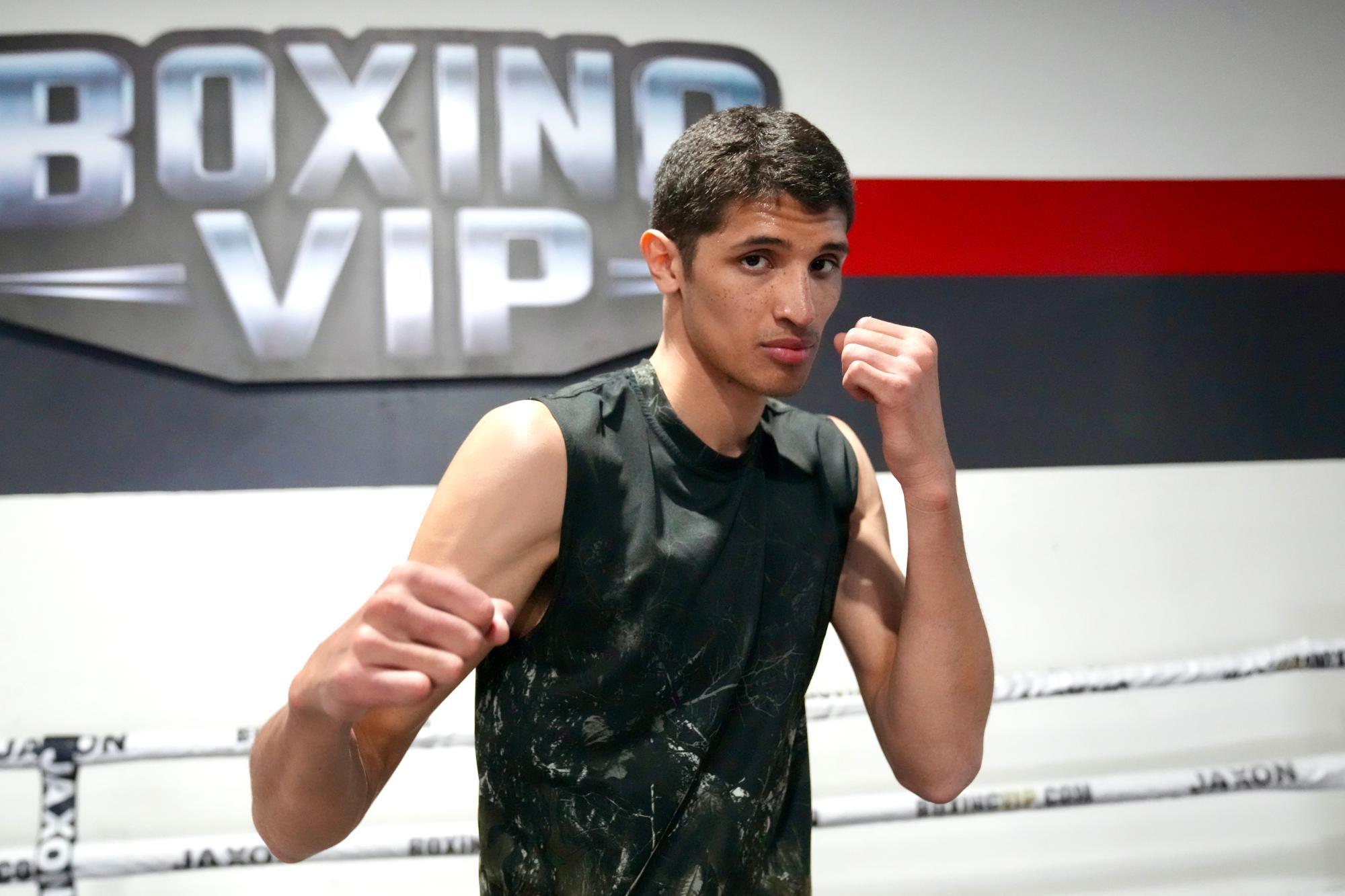 今週末、WBC/WBO統一スーパーウエルター級タイトルマッチで対戦