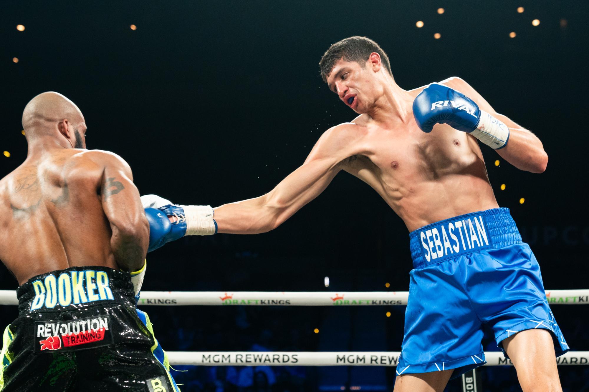 WBC/WBOスーパーウエルター級チャンピオンが4回KO勝ち（林壮一