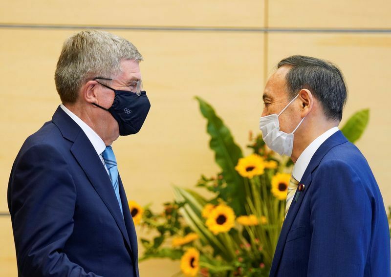 2021年7月14日、IOCトーマス・バッハ会長と会談した菅義偉首相。