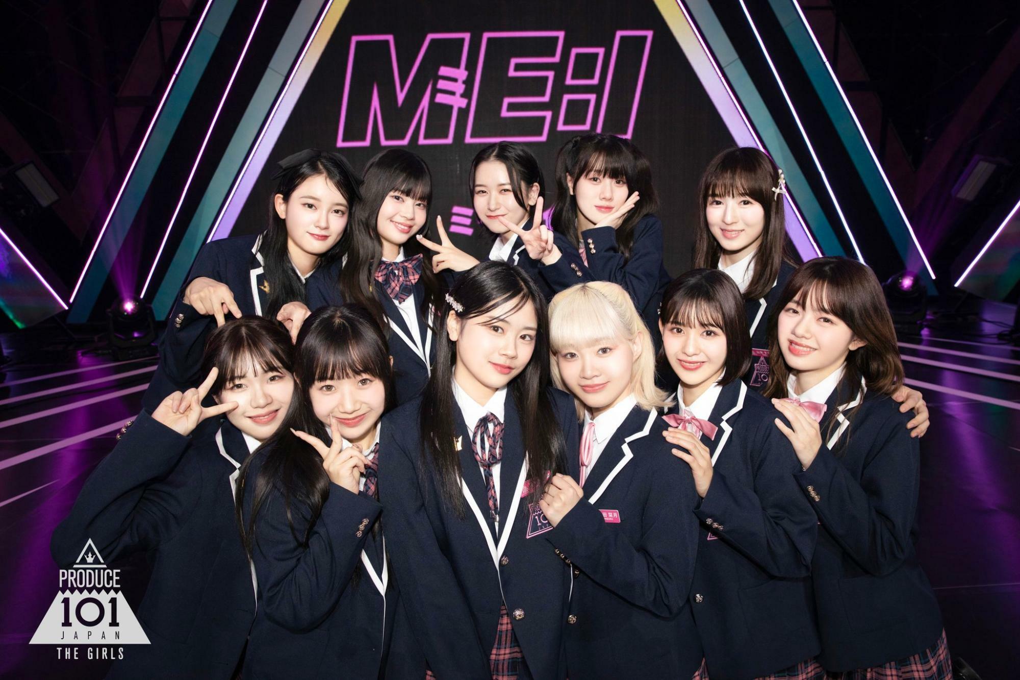 『PRODUCE 101 JAPAN THE GIRLS』公式Xアカウントより。上段中央が笠原桃奈、下段右から２人目が石井蘭、下段右が加藤心、上段右から２人目が実力派ヴォーカリスト・高見文寧。