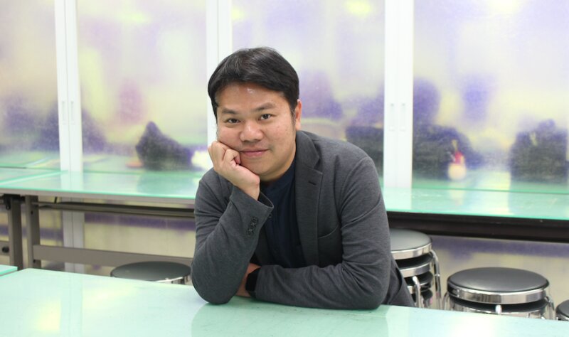 パークプム・ウォンプム監督。初の長編ホラー『心霊写真』（'04年）は、日本でも2006年に公開された。
