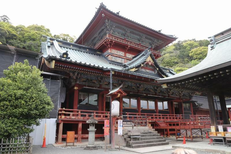 静岡浅間神社の大拝殿は文化2年に起工、9年かけて竣工しました(筆者撮影)