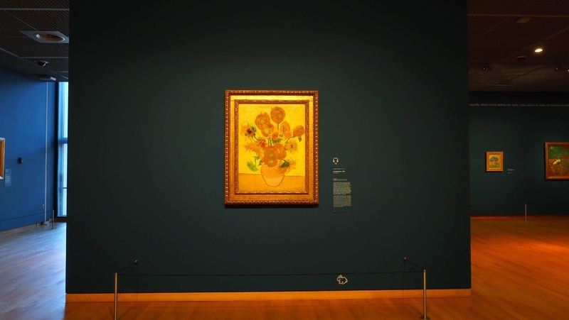 アムステルダム・ゴッホ美術館でも「ひまわり」は特等席に飾られている