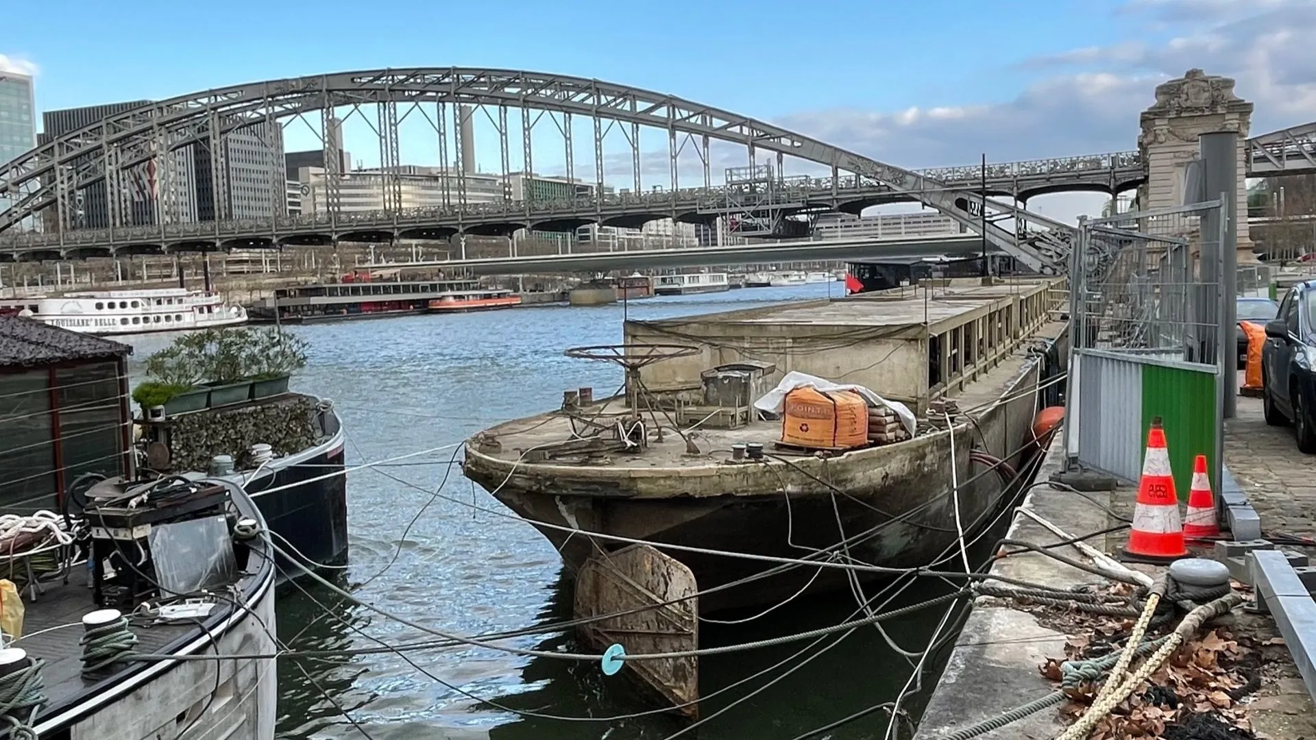 【パリ】ル・コルビュジェの浮かぶ建築 再浮上した「アジール 