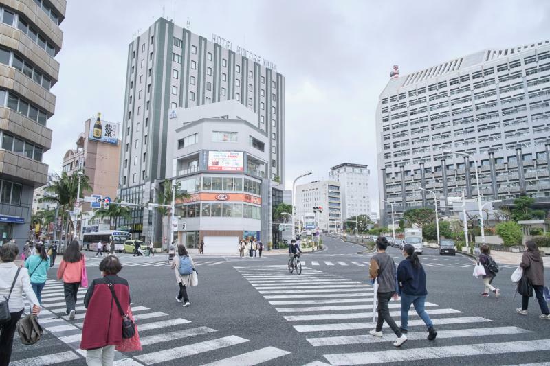 沖縄県は本格的「特区」を創設する好地ではないだろうか