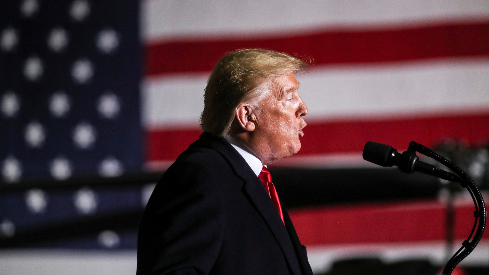 「生成ＡＩの落とし穴：政策課題をデータだけで解決できない理由」