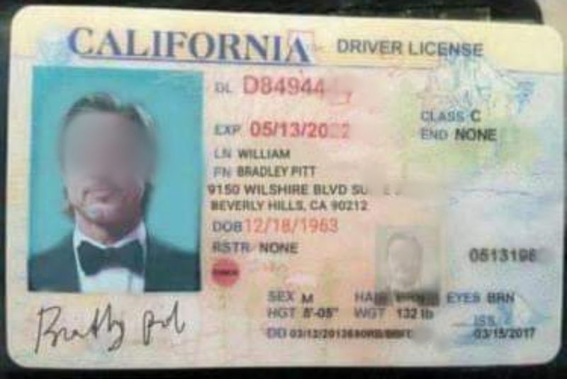 情報提供者に送られてきた、DRIVER LICENSEの写真(筆者加工)