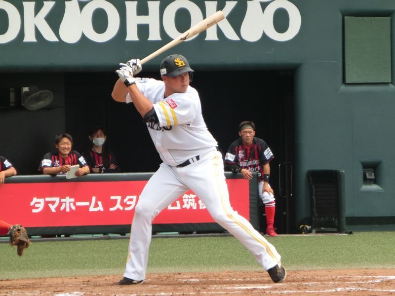 本塁打を放ったソフトバンク・黒瀬