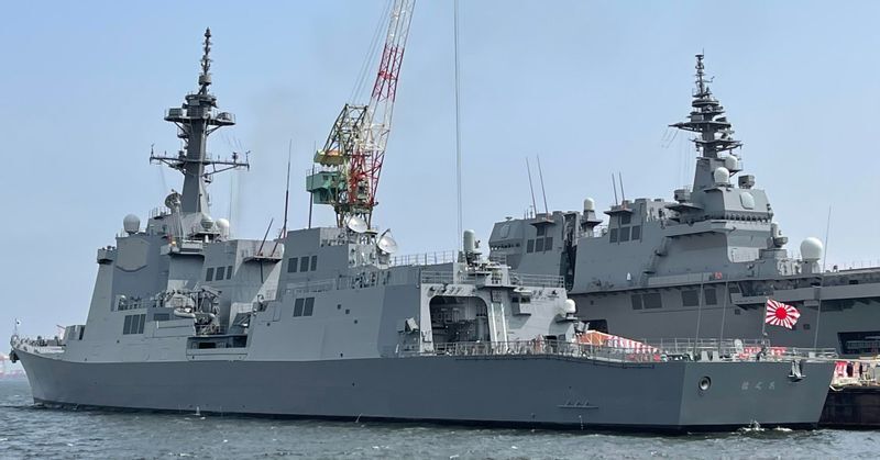 2021年3月19日に就役した海上自衛隊8隻目のイージス艦となる「まや型」護衛艦2番艦の「はぐろ」。横浜市磯子区のジャパンマリンユナイテッド横浜事業所磯子工場で同日、高橋浩祐が撮影