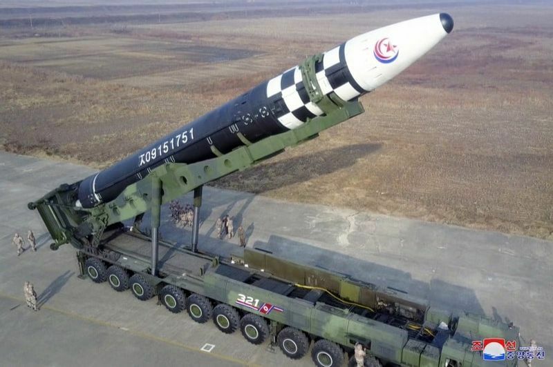 北朝鮮が11月18日に発射した新型ICBM「火星17」（KCNA）