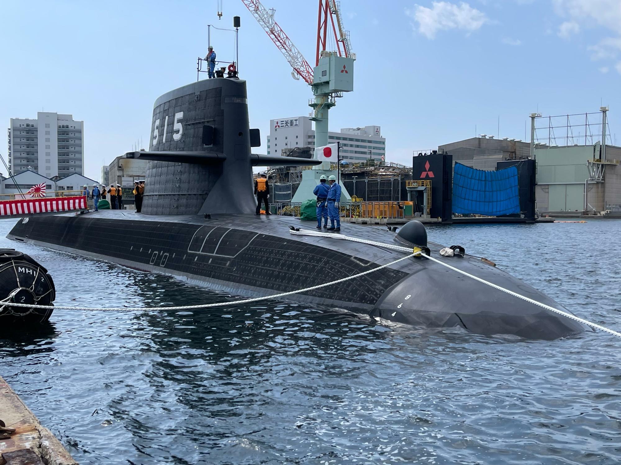 3月8日に就役した海自の最新潜水艦たいげい型3番艦「じんげい」（高橋浩祐撮影）