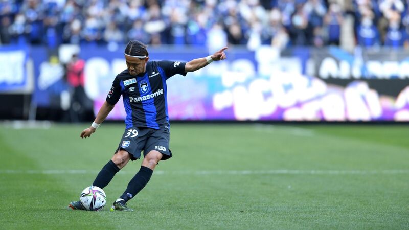 ガンバ大阪 定期便26 再び 歩き始めた宇佐美貴史 キング カズから届いた花束 高村美砂 個人 Yahoo ニュース ガンバ大阪 定期便26 再び 歩き始めた宇佐美貴史 キング カズから届いた花束 高村美砂 個人 Yahoo ニュース