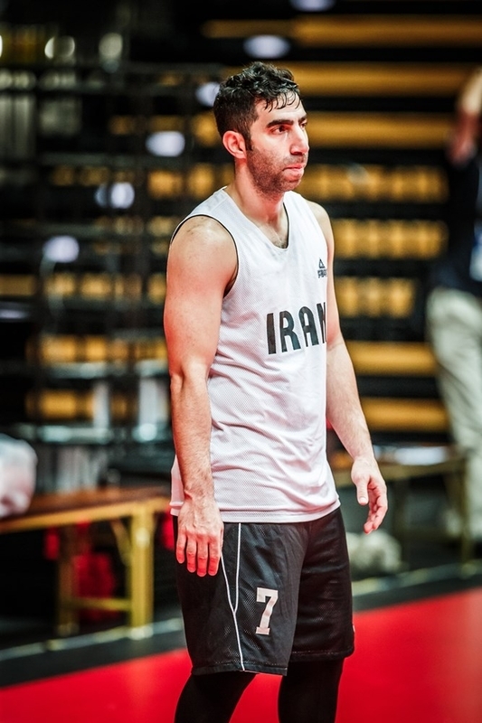 日本戦を最後にイラン代表選手としてのキャリアに別れを告げたダボウディチェガニ　(C)FIBA.com