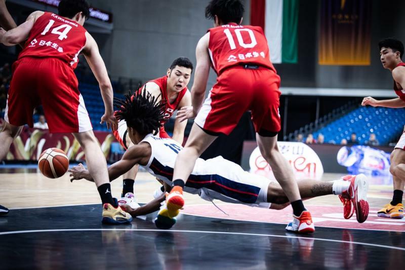 アメリカ相手でも果敢に戦い、前半の13分間は互角に渡り合りあった日本 (C)FIBA.com