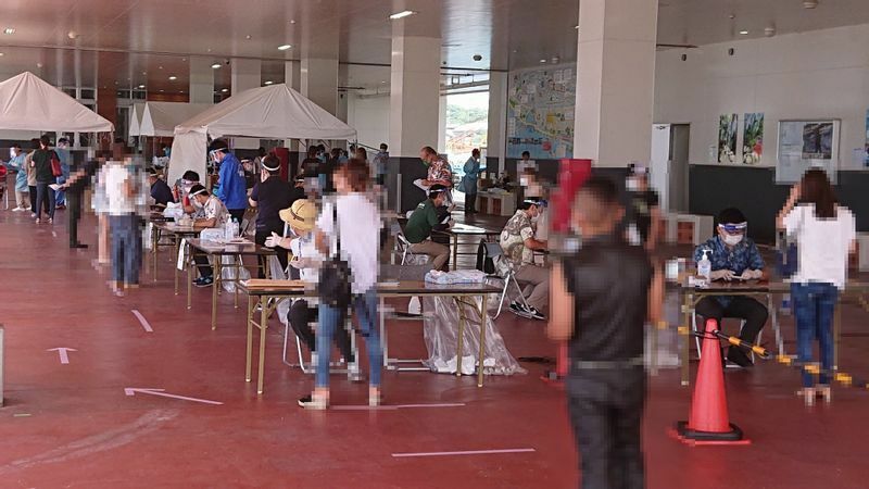 那覇市歓楽街を対象としたPCR集団検査（2020年8月・筆者撮影）