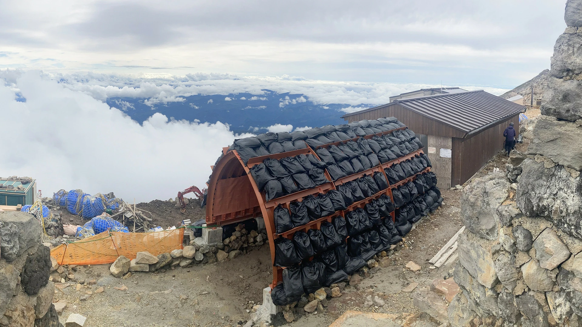 噴火から6年、御嶽山頂の今を詳報します（関口威人） - エキスパート