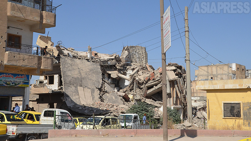 激しい空爆にさらされたラッカ。市内のあちこちに爆撃と戦闘で破壊された建物が残る。（2019年10月撮影：玉本英子）