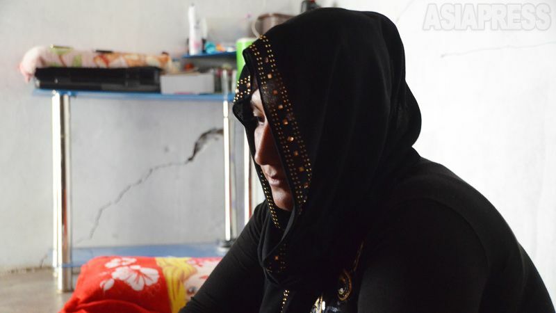 ISに拉致されたヤズディ女性。IS戦闘員が分配し、強制結婚という形をとって「奴隷」にした。戦闘員どうして転売を繰り返すなどもしている。この女性はISの戦況悪化のなか、銃を持たされてシリアの前線で戦わされた。シリア民主軍によって保護された。（2018年・イラク・クルディスタン地域で。撮影：玉本英子