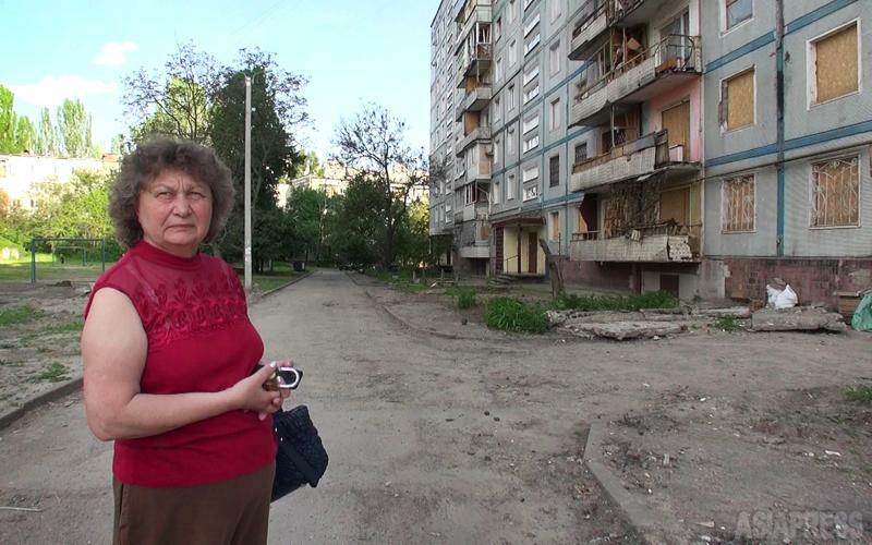 エカテリーナ・イワノラさんは転居を余儀なくされた。亡くなった隣人の男性(38歳)は、ロシア軍が侵攻したベルジャンシクから家族で避難してきた。 (2023年5月・ザポリージャ・撮影：玉本英子）