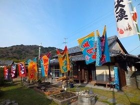 讃岐広島で”島プロジェクト”を立ち上げ､島の人達と作り上げた宿泊施設「ひるねこ」