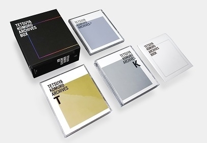『TETSUYA KOMURO ARCHIVES BOX』はCD9枚組｡長年､小室を取材してきたライター･藤井徹貫氏による総論的解説と､ふくりゅう氏による全曲解説を掲載したブックレットが付いている