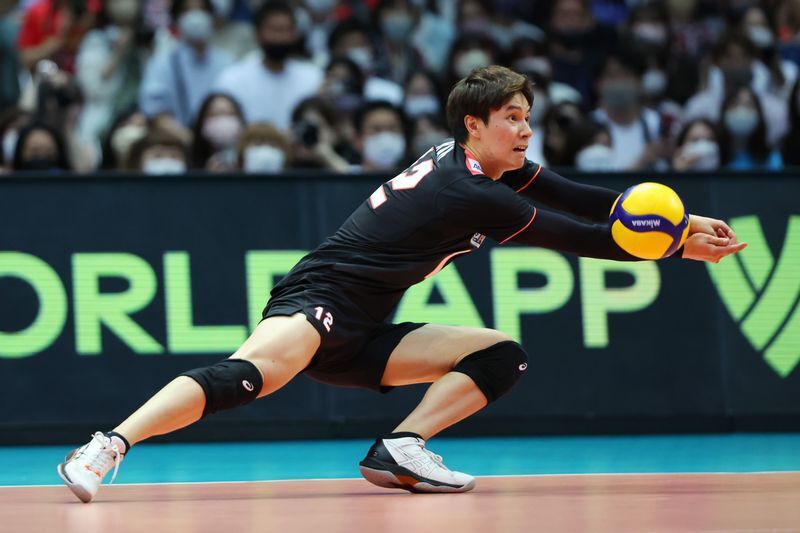 男子バレー世界選手権 キューバ戦へ カギはサーブ 日本代表で 最も嫌なサーブを打つ選手 とは 田中夕子 個人 Yahoo ニュース 男子バレー世界選手権 キューバ戦へ カギはサーブ 日本代表で 最も嫌なサーブを打つ選手 とは 田中夕子 個人 Yahoo ニュース