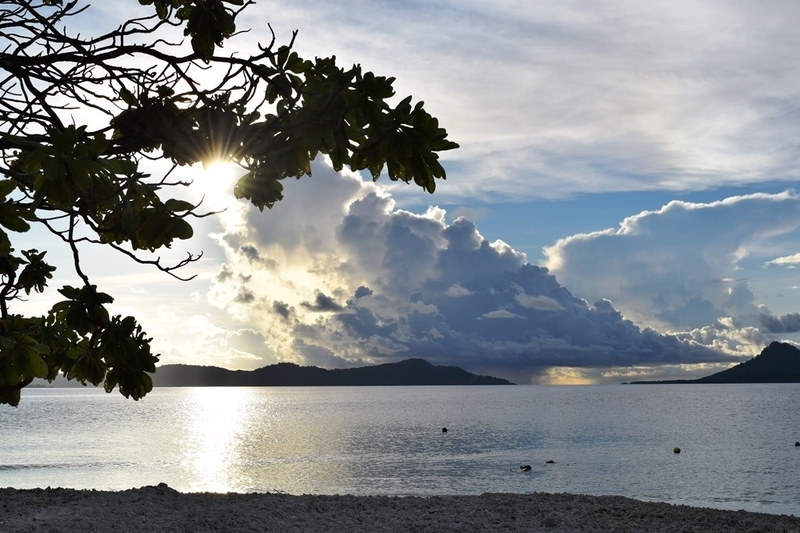 朝焼けで目覚め、星空の下で眠るジープ島の贅沢。デジタルデトックスにも最適／筆者撮影