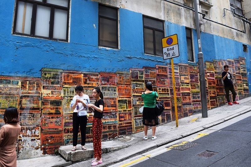 香港島・中環（セントラル）はインスタ映えするアートスポットで人気／筆者撮影