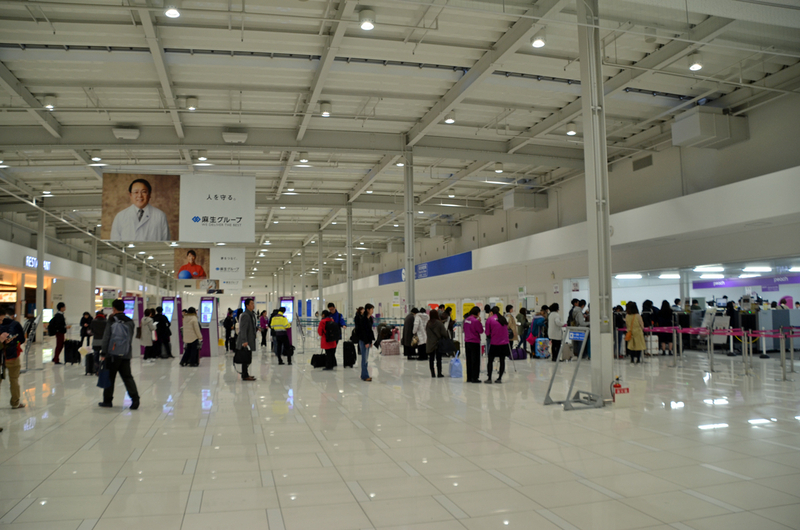 関西国際空港の第2ターミナル。普段利用していないJAL便も第2ターミナルから発着する（2018年3月、筆者撮影）
