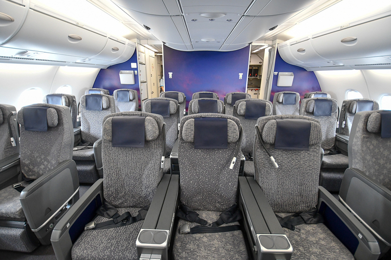 73席というこれまでにない座席数を設置したANAのエアバスA380型機の「プレミアムエコノミー」