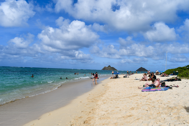 オアフ島の中でも綺麗なビーチとして知られているラニカイビーチ