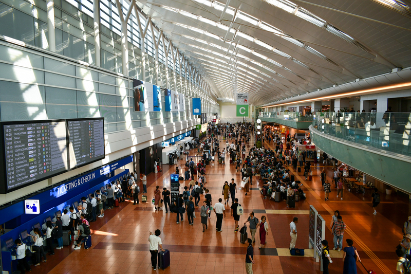 ANAは3月29日より、現在は国内線のみが発着している羽田空港第2ターミナルから国際線も発着する。路線により第2ターミナル（写真）と第3ターミナル（現国際線ターミナル）と異なるので注意（筆者撮影）