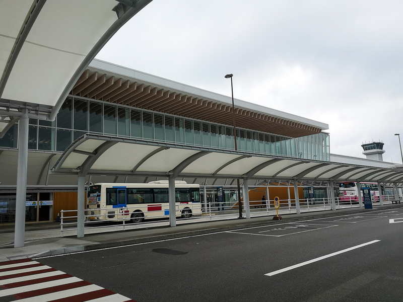 静岡空港ターミナルビル（2019年7月、筆者撮影）