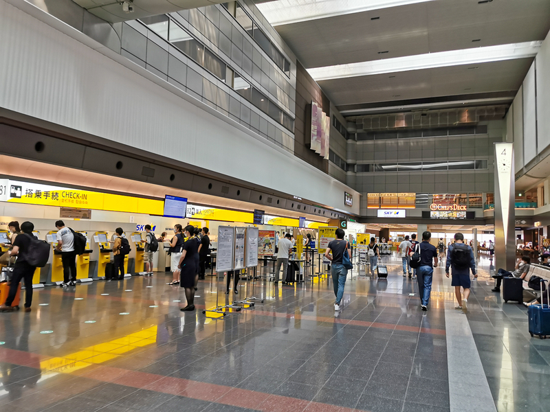 羽田空港第1ターミナルのスカイマークチェックインカウンター（8月8日、筆者撮影）