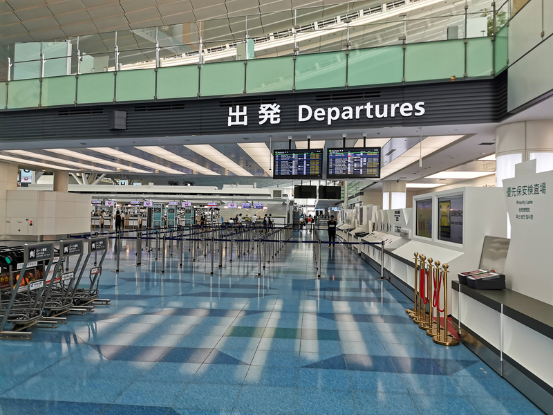 羽田空港第3ターミナル（旧国際線ターミナル）は、国際線のほとんどが運休継続しておりターミナル内も閑散としている（8月8日、筆者撮影）