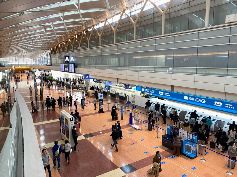 12月5日朝のANA便が発着する羽田空港第2ターミナルチェックインカウンター（12月5日8時25分頃、筆者撮影）
