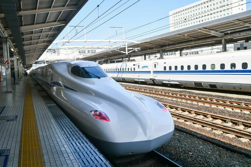 東海道新幹線の新型車両「N700S」（2019年10月、豊橋駅にて筆者撮影）