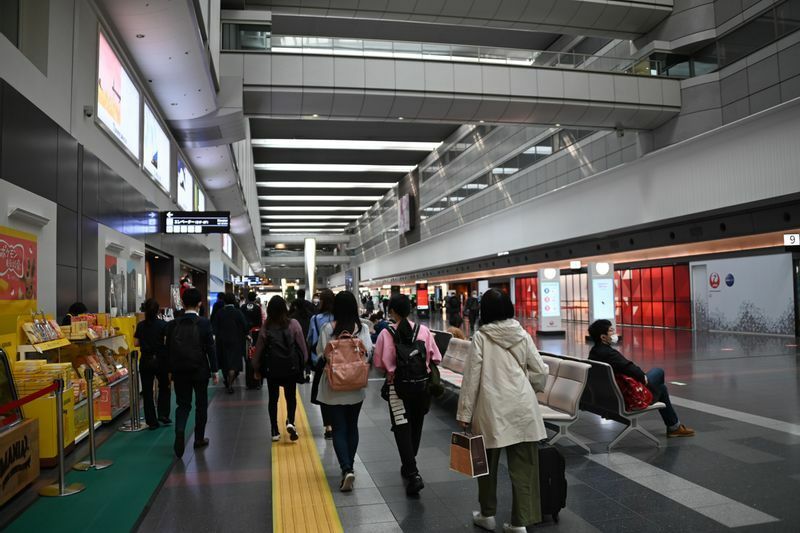 JAL便が出発する第1ターミナルにも利用客の姿が多く見られた（3月22日午前9時45分、筆者撮影）
