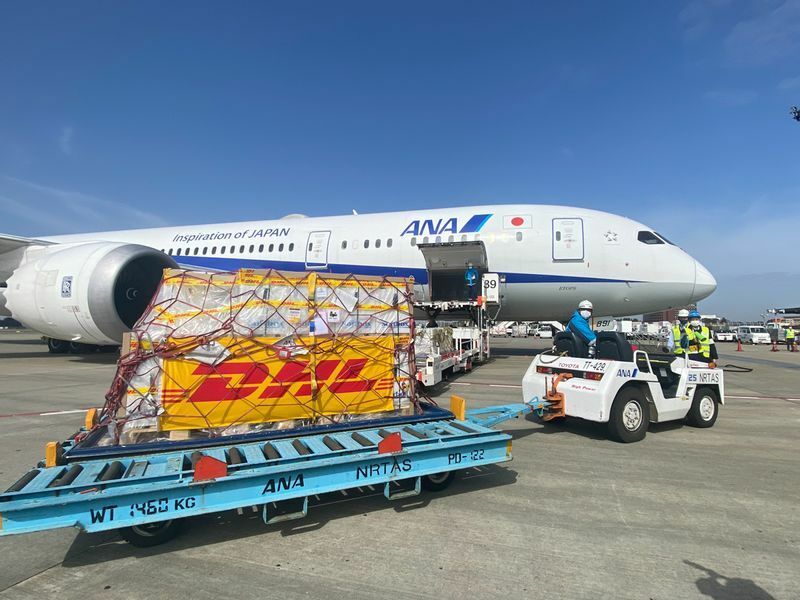 ファイザーのワクチンもベルギーのブリュッセルからANA機で輸送された（2021年3月1日、成田空港にて筆者撮影）