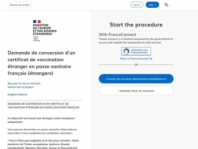 外国人向けのフランス「衛生パス」の申請画面（ホームページより引用）