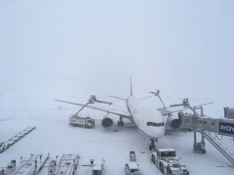 なぜ雪が降ると飛行機が飛ばないのか 本当の理由ってご存知ですか 鳥塚亮 個人 Yahoo ニュース なぜ雪が降ると飛行機が飛ばないのか 本当の理由ってご存知ですか 鳥塚亮 個人 Yahoo ニュース