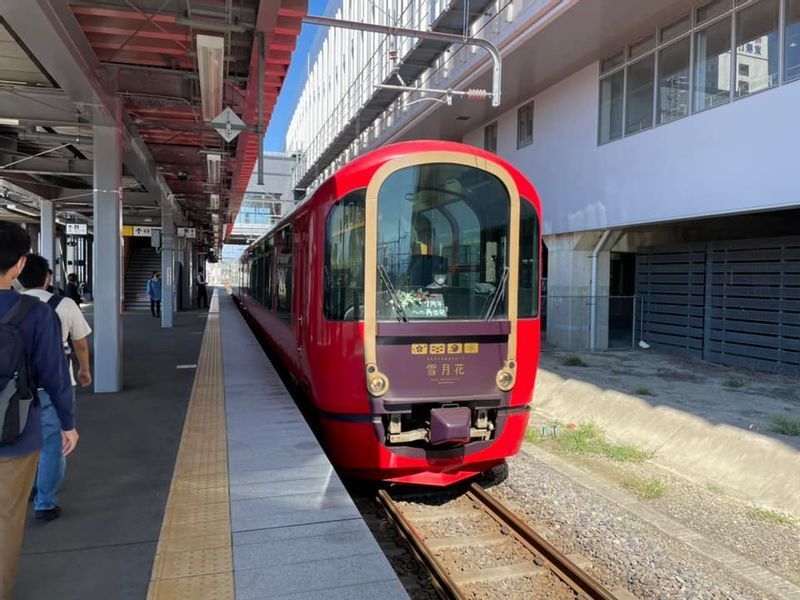 えちごトキめき鉄道の今年最大のヒット商品は何か? 禁断の特等席
