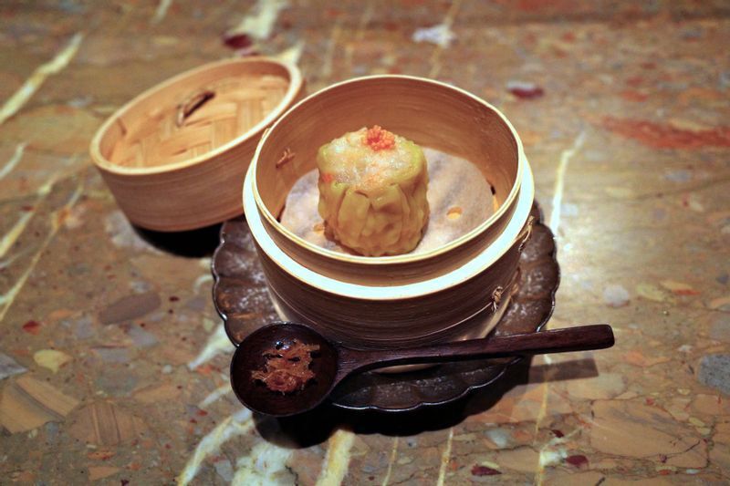 焼売 (C) 東龍