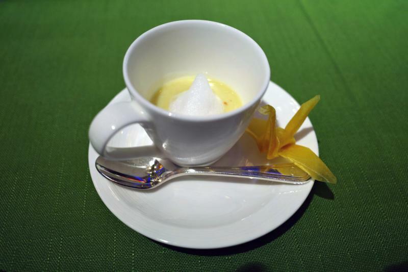 山元町おひさま村農園のさつまいもの冷製スープ “カプチーノ” (C) 東龍