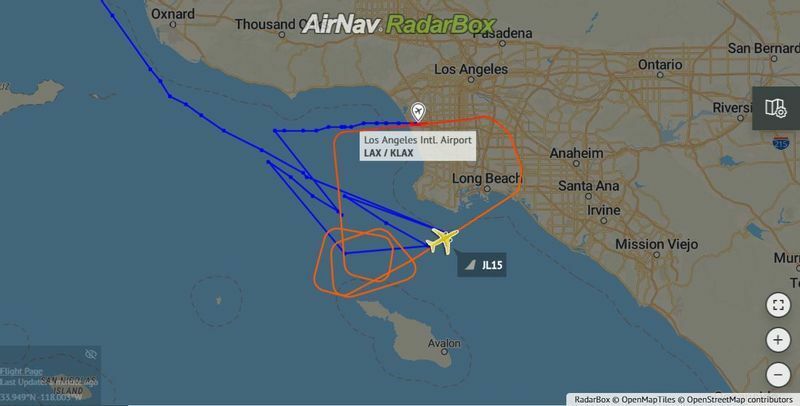 https://www.airlive.net/alert-japan-airlines-boeing-777-suffered-an-engine-malfunction-on-departure-from-lax/