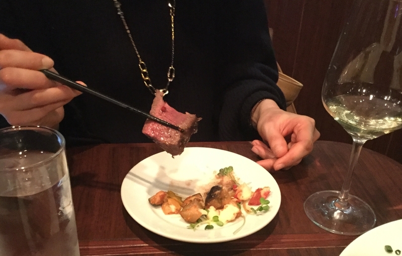 「色気はないけれどマニア受けする」と自認している広瀬さん。やや肉食女子です(筆者撮影)