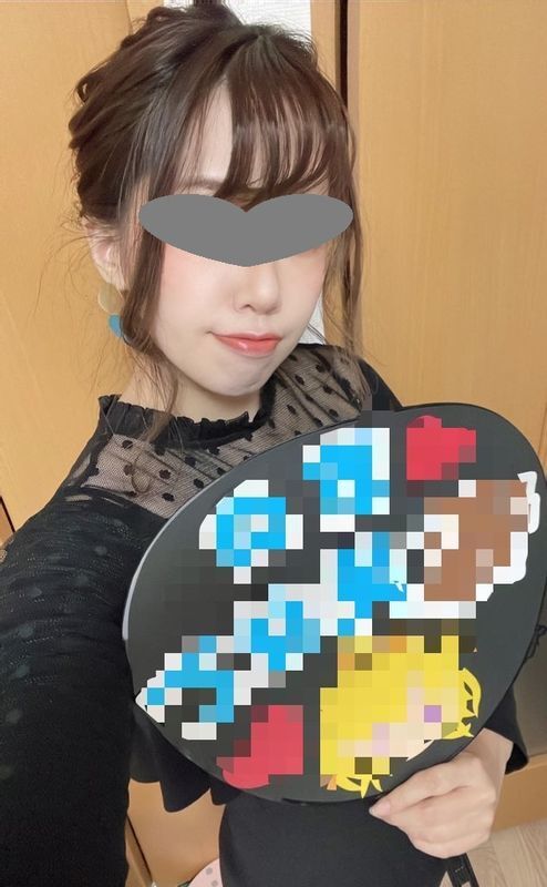 今ではすっかり元気になり、仲間と一緒に「オタ活」にも励んでいる石原さん。礼儀正しいのにユニークな人です。(本人提供)