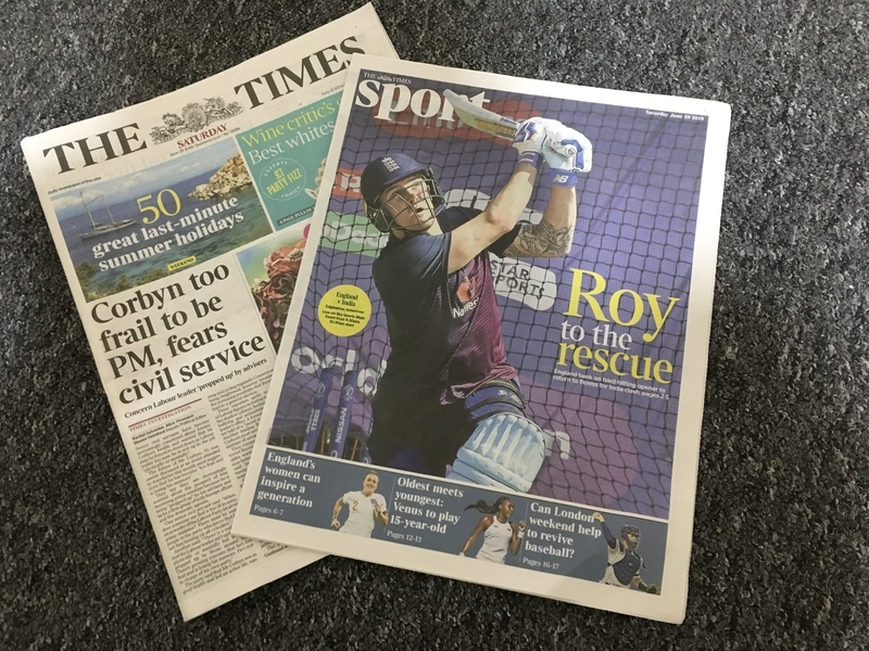 新聞スポーツ欄はクリケットなど英国人好みの競技の報道で占められていた