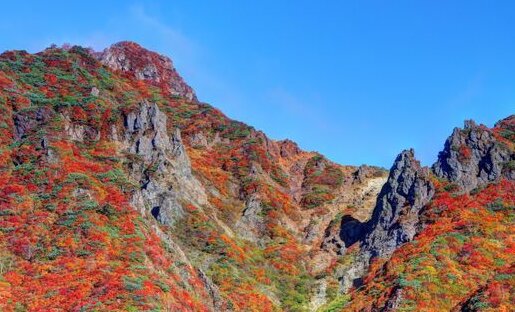 　　　　那須　朝日岳の紅葉（写真・イメージマート）